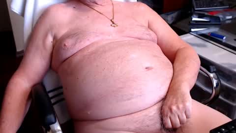 Snapshot of edginginedmonton chatting on 02-05-25, 05:31 edginginedmonton online show from 02-05-25, 05:31