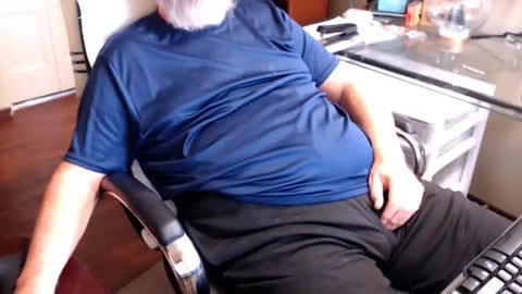 Snapshot of edginginedmonton chatting on 11-01-25, 07:05 edginginedmonton online show from 11-01-25, 07:05