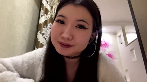 Snapshot of edinabluett chatting on 02-27-26, 06:41 Eri online show from 02-27-26, 06:41