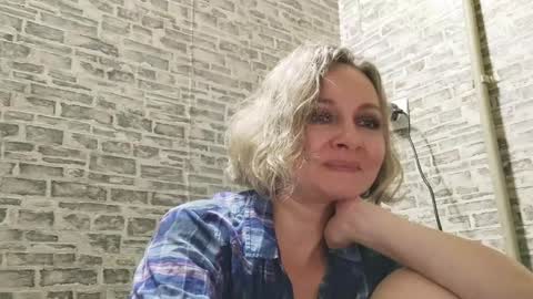 Snapshot of edithmanning chatting on 01-18-25, 05:48 edithmanning online show from 01-18-25, 05:48