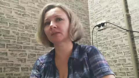 Snapshot of edithmanning chatting on 01-24-25, 08:55 edithmanning online show from 01-24-25, 08:55