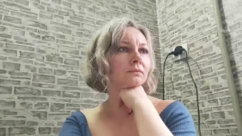 Snapshot of edithmanning chatting on 01-26-25, 10:12 edithmanning online show from 01-26-25, 10:12