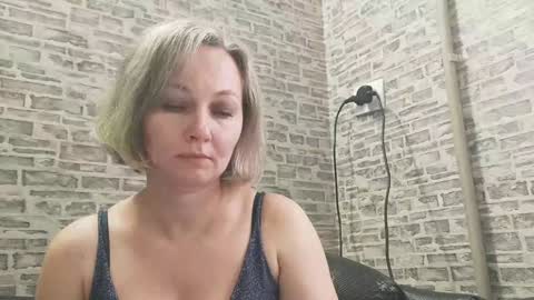 Snapshot of edithmanning chatting on 01-30-25, 11:01 edithmanning online show from 01-30-25, 11:01