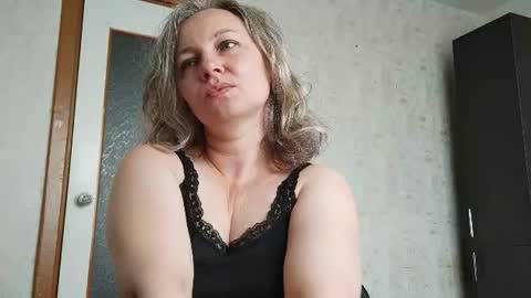 edithmanning online show from 07-20-26, 06:49
