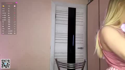 Eva  online show from 05-27-26, 03:31