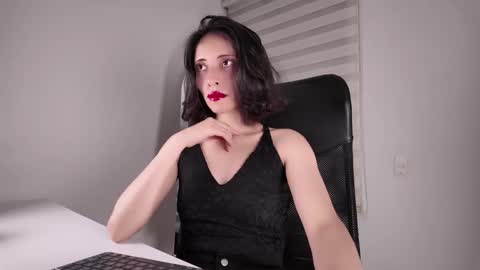 Snapshot of edranah chatting on 10-23-25, 09:46 Edranah online show from 10-23-25, 09:46