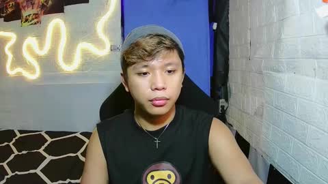 urasian chub online show from 12-13-25, 08:25