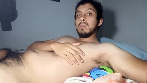 Snapshot of eduar99latino chatting on 01-18-26, 12:53 Eduar99 online show from 01-18-26, 12:53