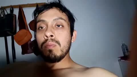 Snapshot of eduar99latino chatting on 03-19-26, 04:38 Eduar99 online show from 03-19-26, 04:38