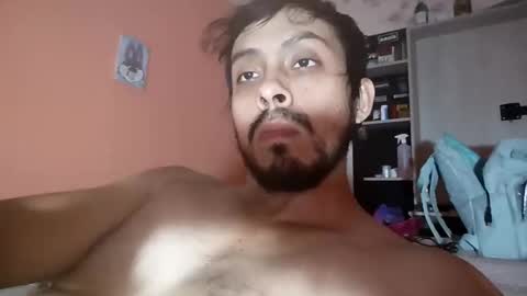 Snapshot of eduar99latino chatting on 04-26-26, 07:44 Eduar99 online show from 04-26-26, 07:44