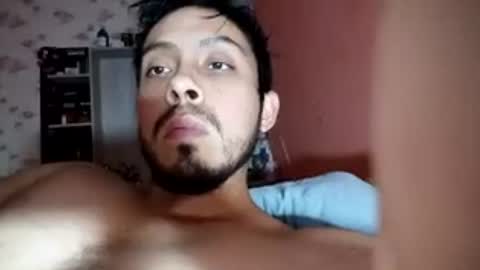 Snapshot of eduar99latino chatting on 06-17-26, 12:46 Eduar99 online show from 06-17-26, 12:46