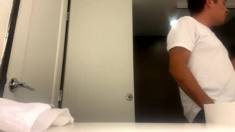 Snapshot of eduardo0084 chatting on 02-16-25, 05:37 eduardo0084 online show from 02-16-25, 05:37