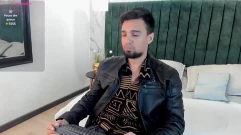 Eduardo online show from 02-21-25, 03:34