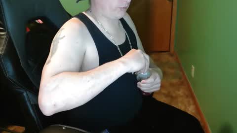 edwardaims_2please online show from 04-27-26, 01:47