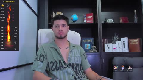 Snapshot of edwardross_ chatting on 01-10-25, 07:43 Edward Ross online show from 01-10-25, 07:43