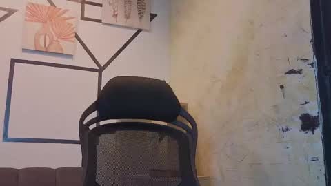 Snapshot of edwardross_ chatting on 09-10-25, 06:52 Edward Ross online show from 09-10-25, 06:52