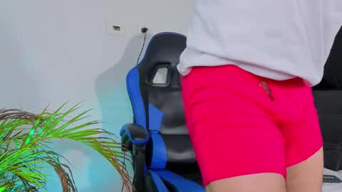 Edward Ross online show from 12-22-25, 07:44