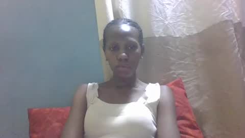 edwige770943 online show from 04-17-26, 02:36