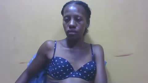 edwige770943 online show from 04-18-26, 06:34