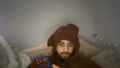 Snapshot of edwingrisales26 chatting on 02-25-26, 02:16 Grisales Private online show from 02-25-26, 02:16