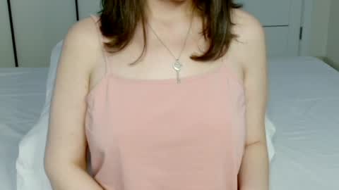 eelena4kiss online show from 05-07-26, 02:00