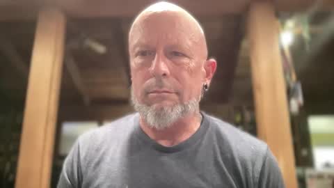 Snapshot of eevilempire chatting on 03-09-26, 05:50 Harley Biker online show from 03-09-26, 05:50