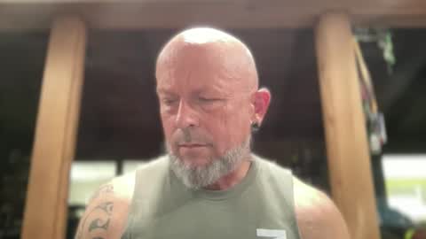 Snapshot of eevilempire chatting on 03-27-26, 02:50 Harley Biker online show from 03-27-26, 02:50