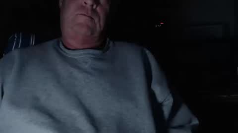 Snapshot of eeyoreeeyore chatting on 10-10-25, 03:27 eeyoreeeyore online show from 10-10-25, 03:27