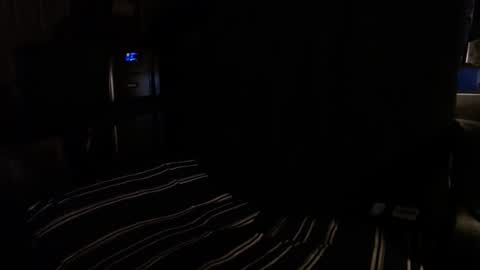 eeyoreeeyore online show from 11-16-25, 04:40