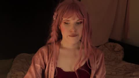 Effie Mur online show from 01-06-25, 06:14