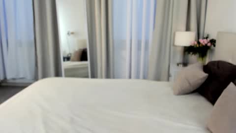 Effie Mur online show from 11-03-25, 10:16