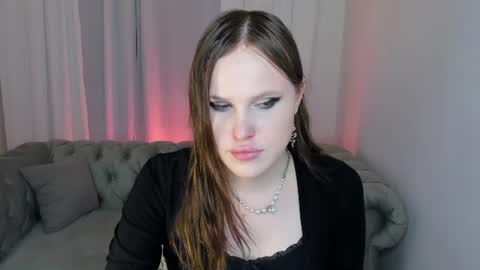 Effie Mur online show from 07-16-26, 08:59