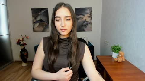 Effy Royse online show from 04-05-26, 05:48