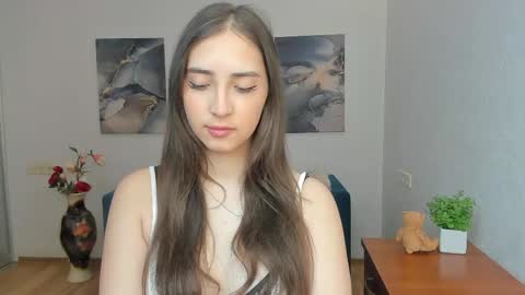 Effy Royse online show from 04-29-26, 05:55