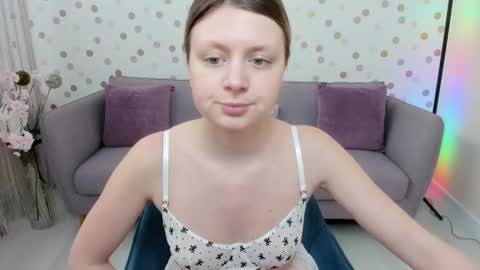 Effy online show from 03-03-25, 09:33