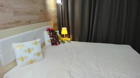 Effy online show from 09-25-25, 05:55