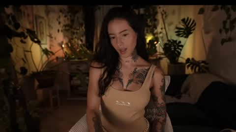 Effy online show from 05-12-26, 01:03