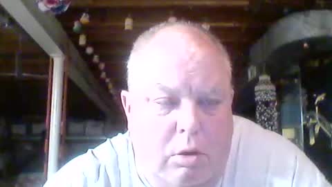 Snapshot of efriff chatting on 06-21-26, 11:02 efriff online show from 06-21-26, 11:02