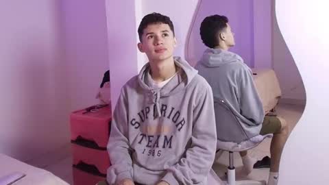 Snapshot of eiden_blake chatting on 12-01-25, 11:43 Eiden Blake online show from 12-01-25, 11:43