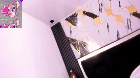 Snapshot of eileen_tanihara chatting on 12-16-25, 11:04 eileenn tanihara online show from 12-16-25, 11:04