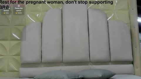 Snapshot of eileenestrada chatting on 02-08-25, 01:54 Eileen from your heart online show from 02-08-25, 01:54