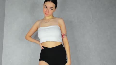 Snapshot of eileenmoores chatting on 12-01-25, 09:47 eileenmoores online show from 12-01-25, 09:47