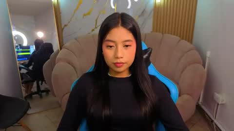 eimy18_b online show from 05-04-26, 07:43