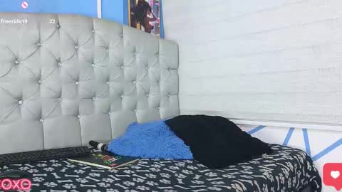 eimy_hot18 online show from 03-12-26, 04:18