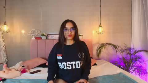 eimy_rosse18 online show from 10-09-25, 10:02