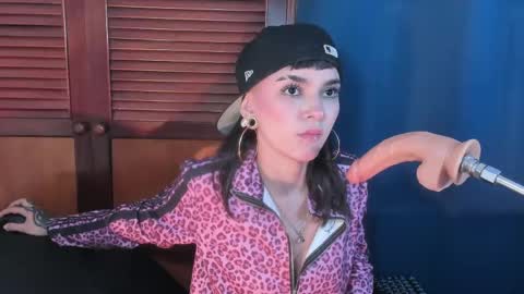 eimy_salome15 online show from 04-27-26, 07:01