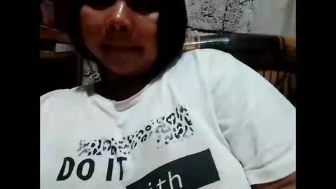 Snapshot of eirma7991 chatting on 01-17-26, 06:44 eirma7991 online show from 01-17-26, 06:44