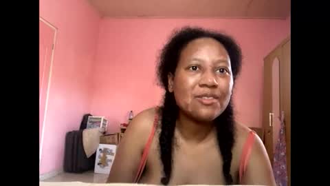 Snapshot of eirondra_valeen chatting on 12-22-25, 10:34 Eirondra Valeen online show from 12-22-25, 10:34