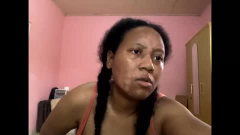 Snapshot of eirondra_valeen chatting on 01-09-26, 11:02 Eirondra Valeen online show from 01-09-26, 11:02