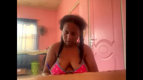 Snapshot of eirondra_valeen chatting on 02-26-26, 01:32 Eirondra Valeen online show from 02-26-26, 01:32